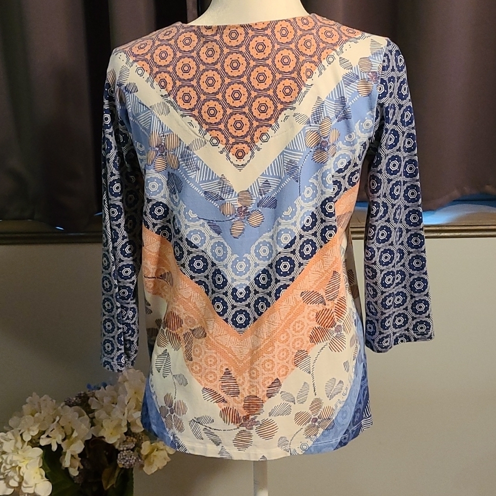 Alfred Dunner patterned top - Picture 5 of 8